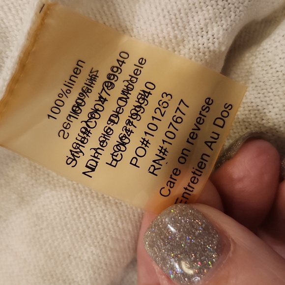 Alice + Olivia Cream Ruffled Women's Sweater Size S! - Picture 3 of 9